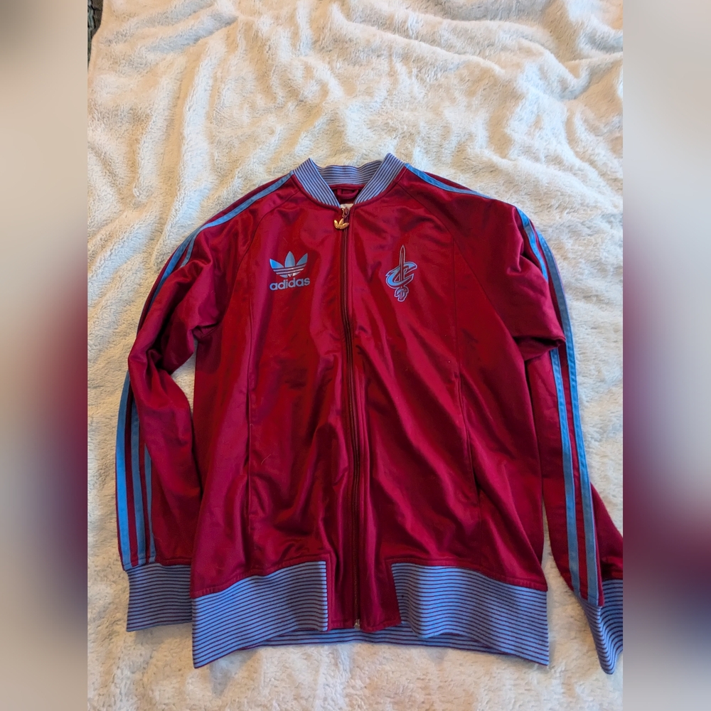 Throwback Adidas NBA cavaliers zip up track jacket S